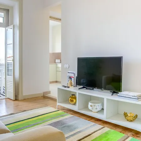 Amazing Lisboa! Views & Style In Historical Graca Daire Lisboa